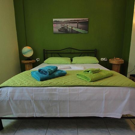 Villa Kaliva House Vrasná Esterno foto