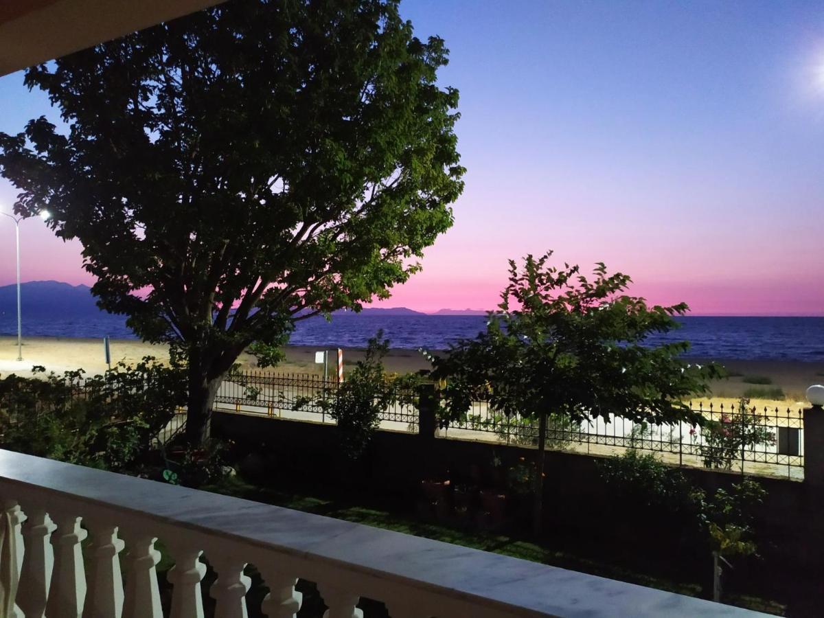 Villa Kaliva House Vrasná Esterno foto
